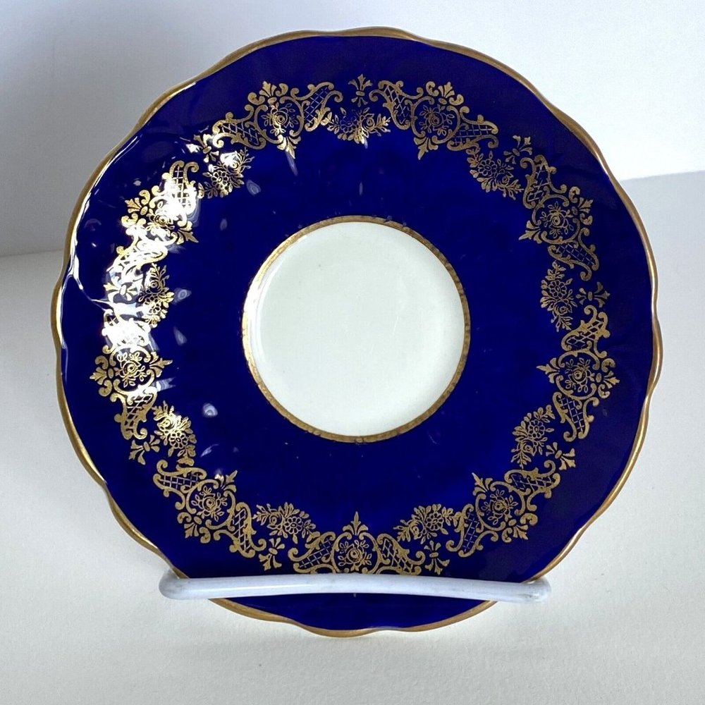Aynsley Deep Blue No 27 Scalloped Border Gold Accent Arabesque Design Saucer